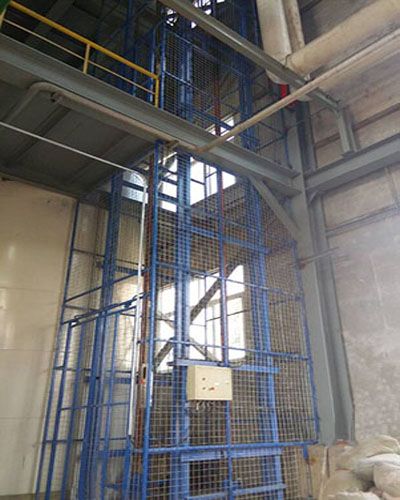 液壓升降貨梯-外封網(wǎng)雙體式 液壓升降貨梯-外封網(wǎng)雙體式